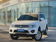 Mitsubishi Pajero Sport 2015