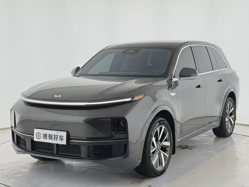 Li Auto L8