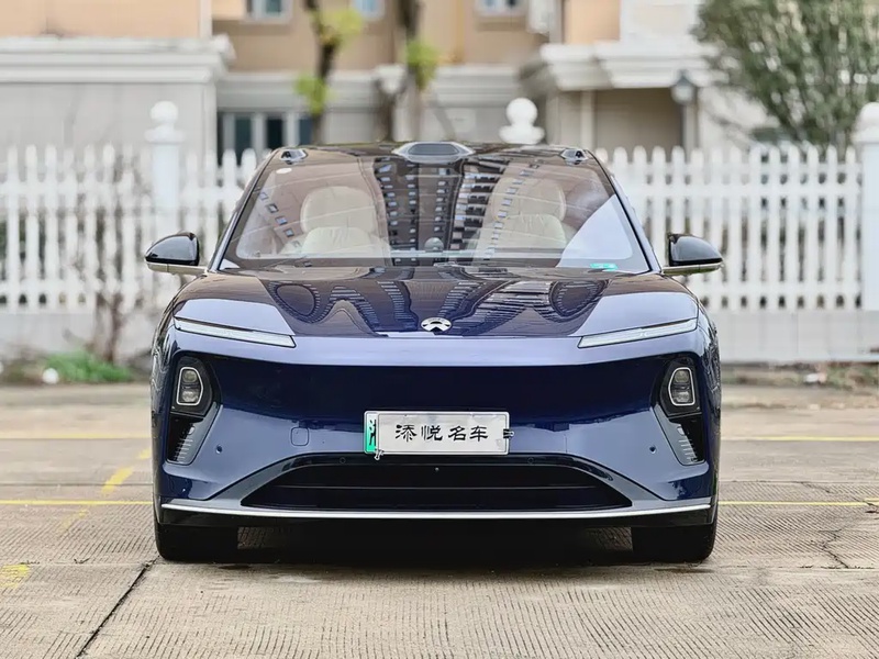 NIO ET9