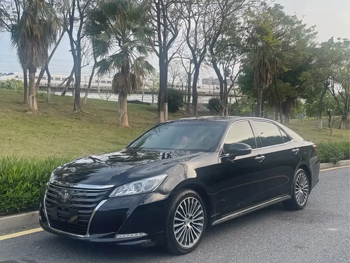 Toyota Crown 2019