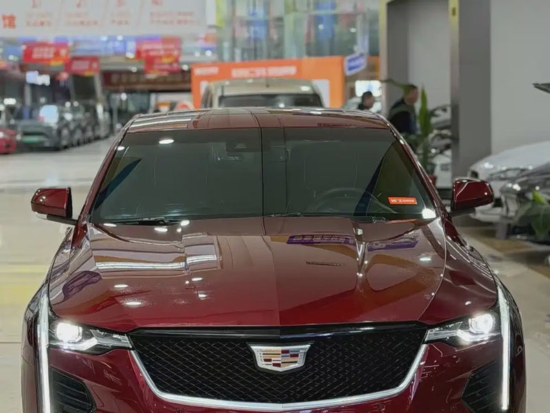 Cadillac CT4