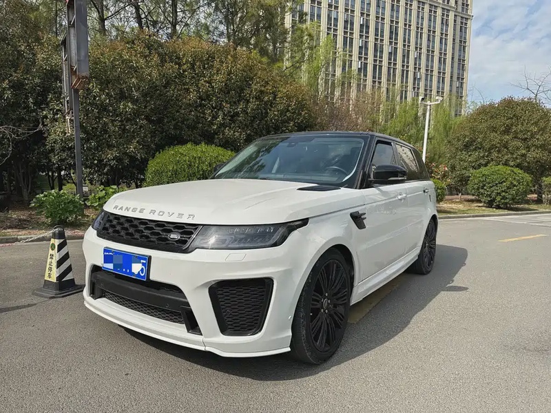 Land Rover Sport