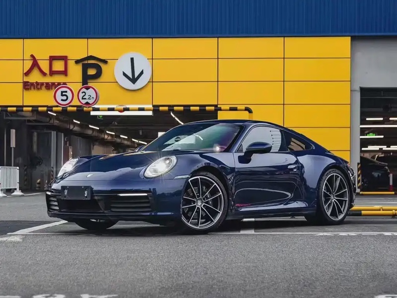Porsche 911