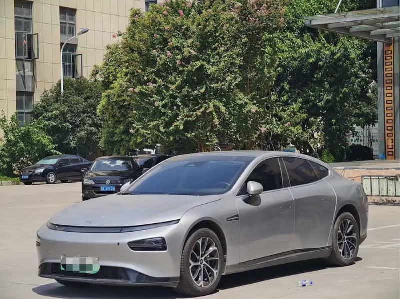 XPeng P7