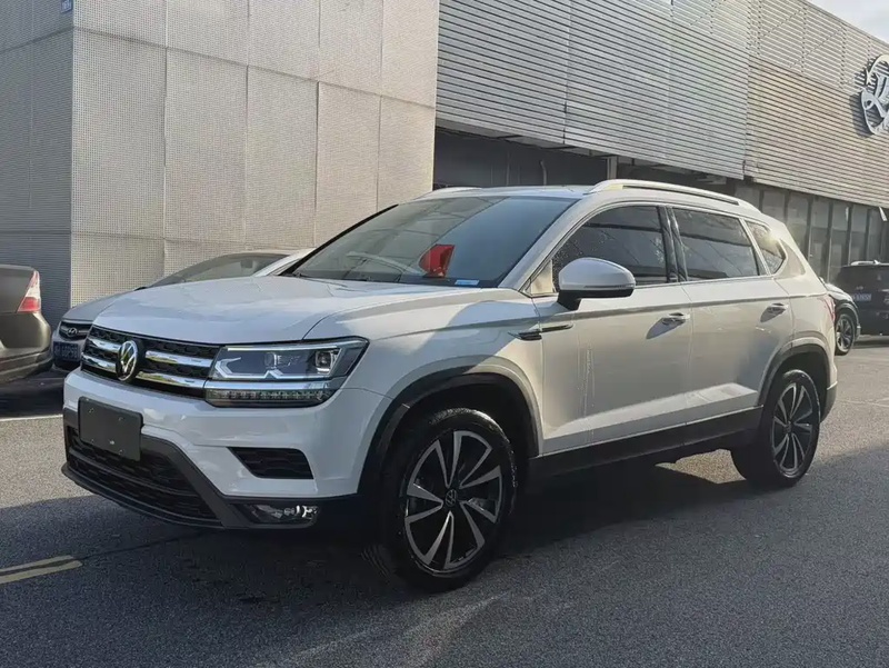Volkswagen Tharu