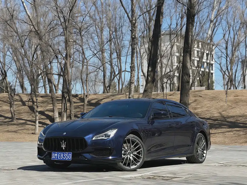 Maserati Quattroporte