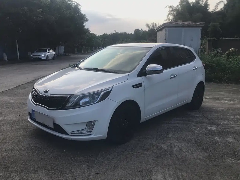 Kia K2