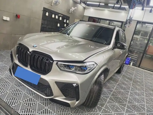 BMW X5M 2022