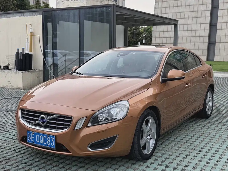 Volvo S60