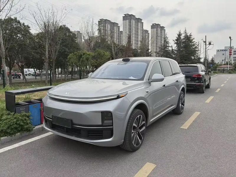 Li Auto L9