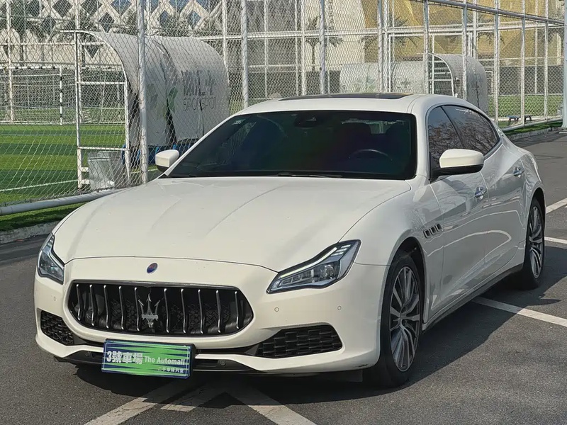 Maserati Quattroporte