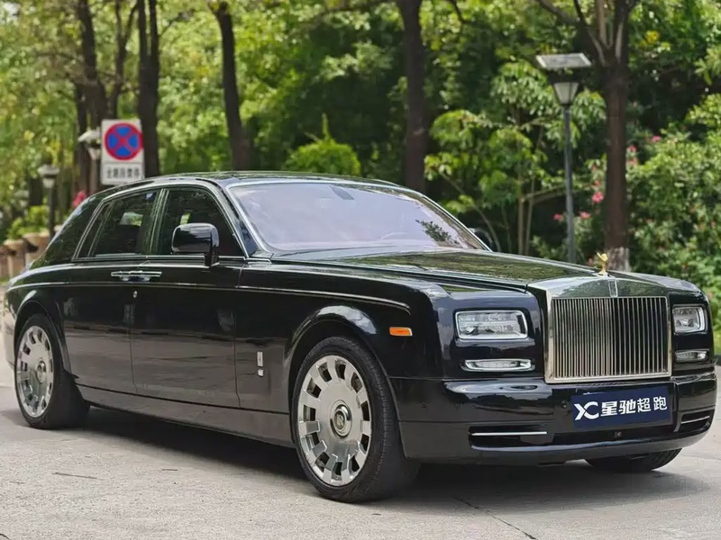 Rolls-Royce Phantom