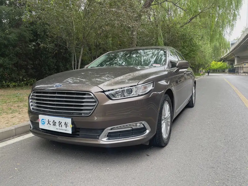 Ford Taurus