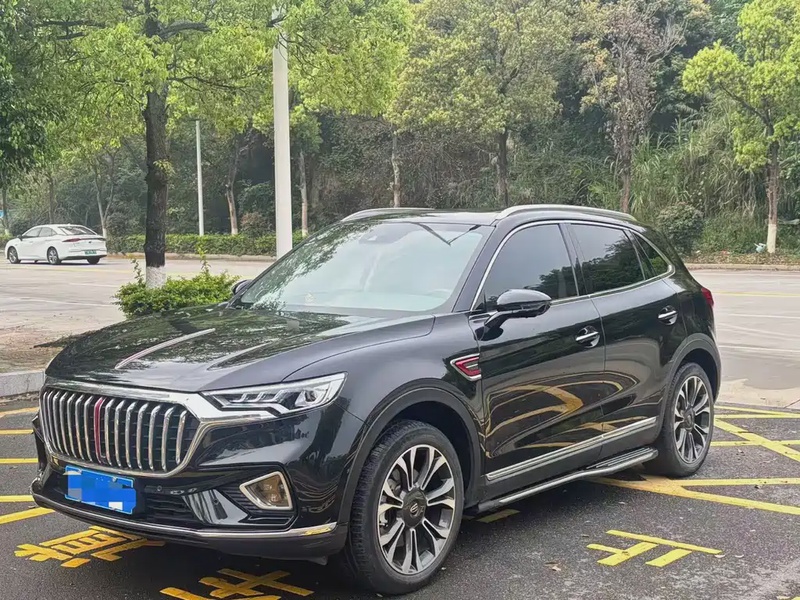 Hongqi HS5
