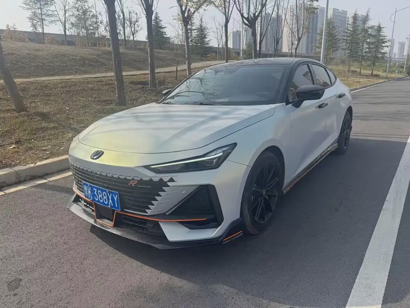 Changan UNI-V