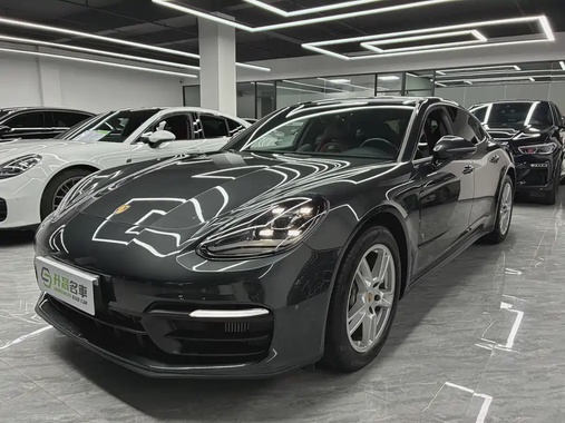 Porsche Panamera 2022