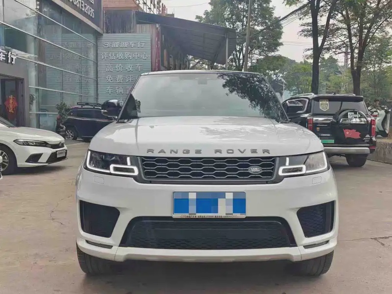 Land Rover Sport