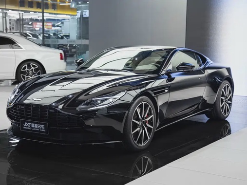 Aston Martin DB11 2019