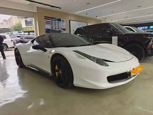 Ferrari 458 2013