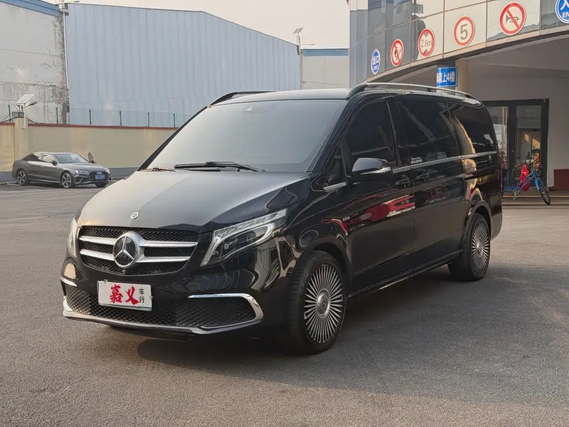 Mercedes-Benz V-Class