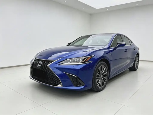Lexus ES 2019