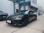Lexus ES 2022