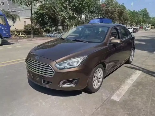 Ford Escort 2015