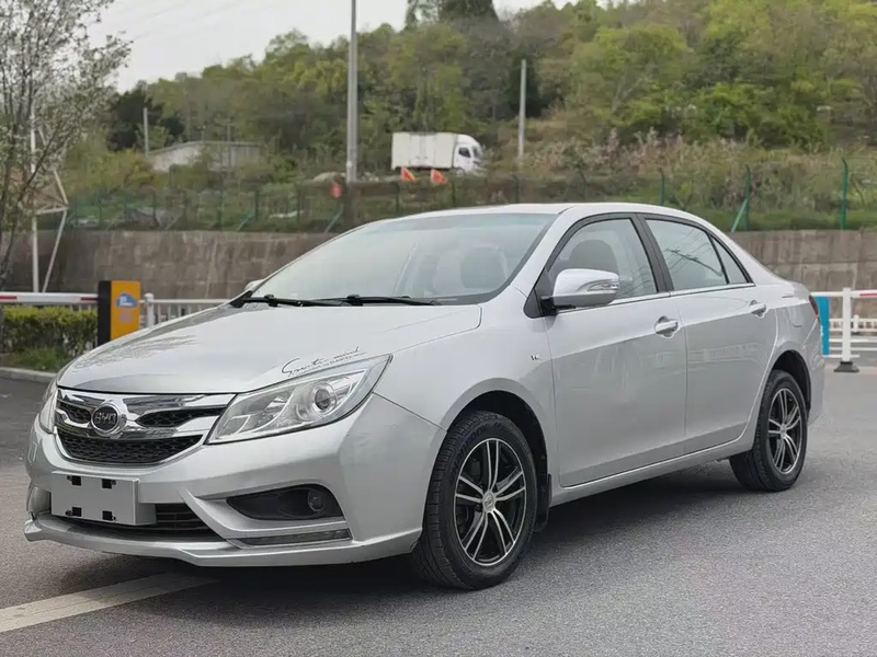 BYD Surui