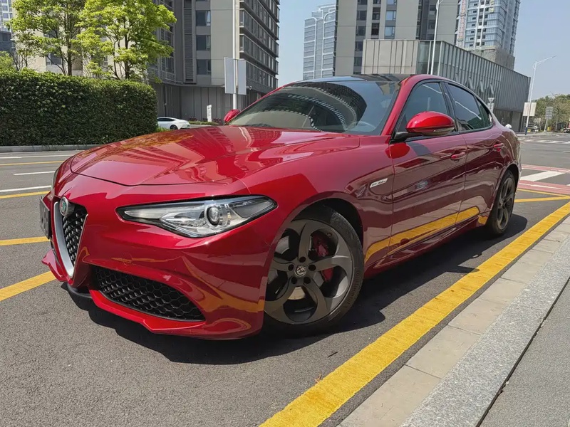 Alfa Romeo Giulia