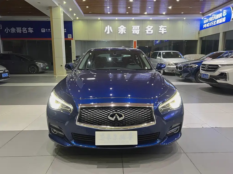 Infiniti Q50