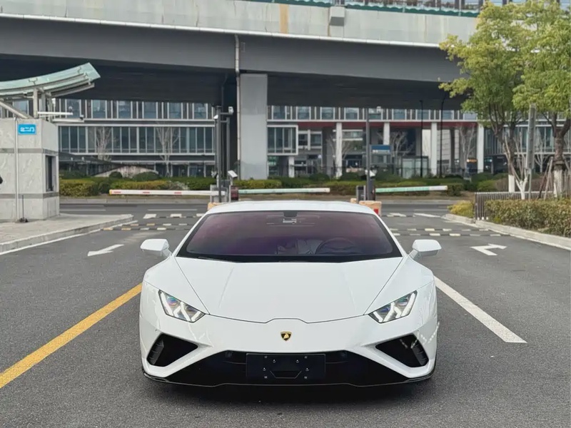 Lamborghini Huracan