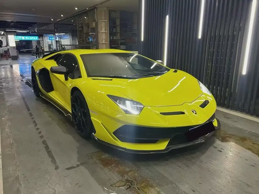 Lamborghini Aventador 2012