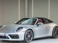 Porsche 911 2023