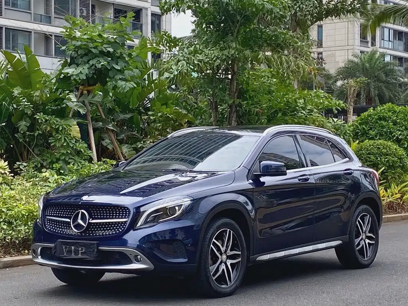 Mercedes-Benz GLA-Class