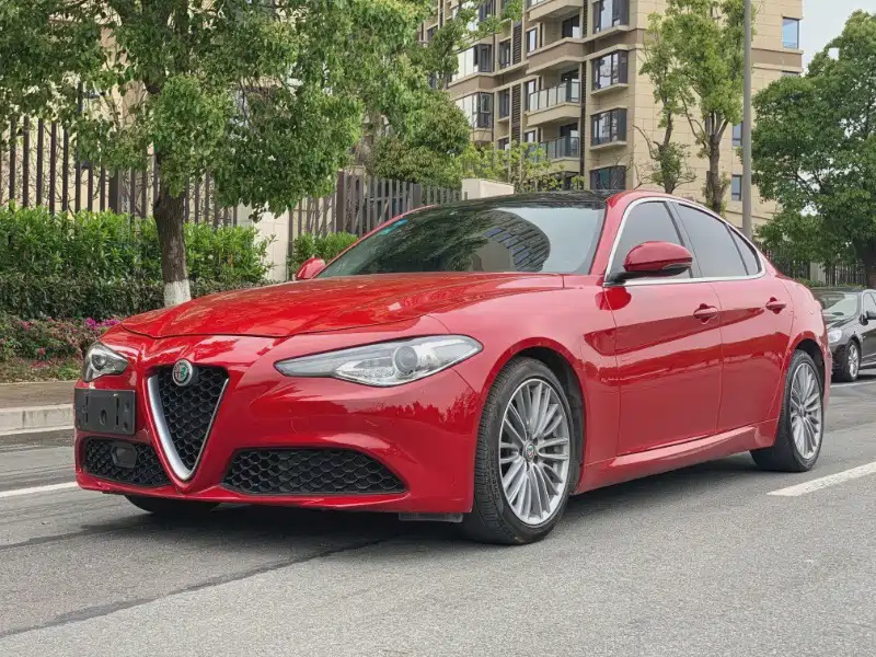 Alfa Romeo Giulia