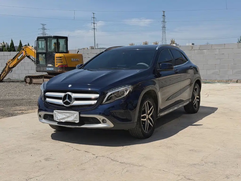 Mercedes-Benz GLA-Class