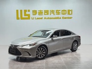 Lexus ES 2021