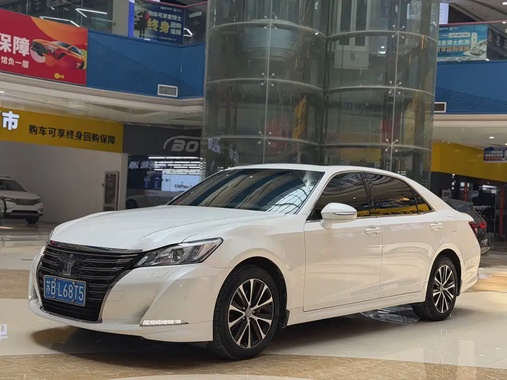 Toyota Crown 2018
