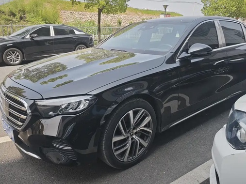 Mercedes-Benz E-Class 2024