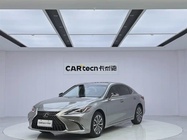 Lexus ES 2022