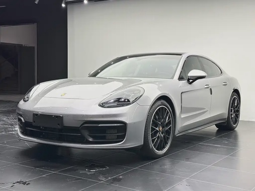 Porsche Panamera 2022