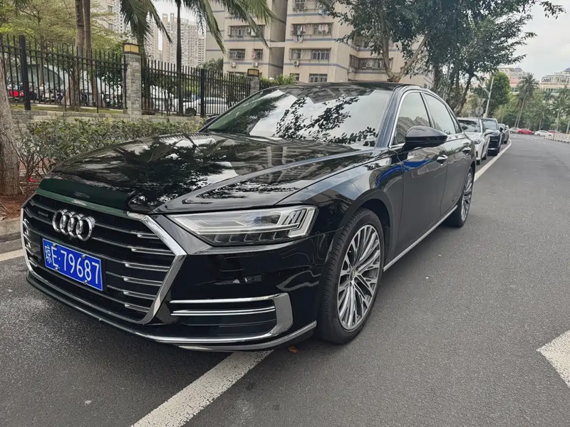 Audi A8