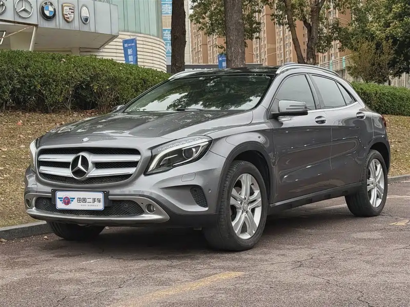 Mercedes-Benz GLA-Class