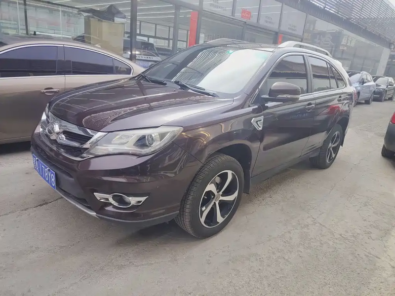 BYD S7