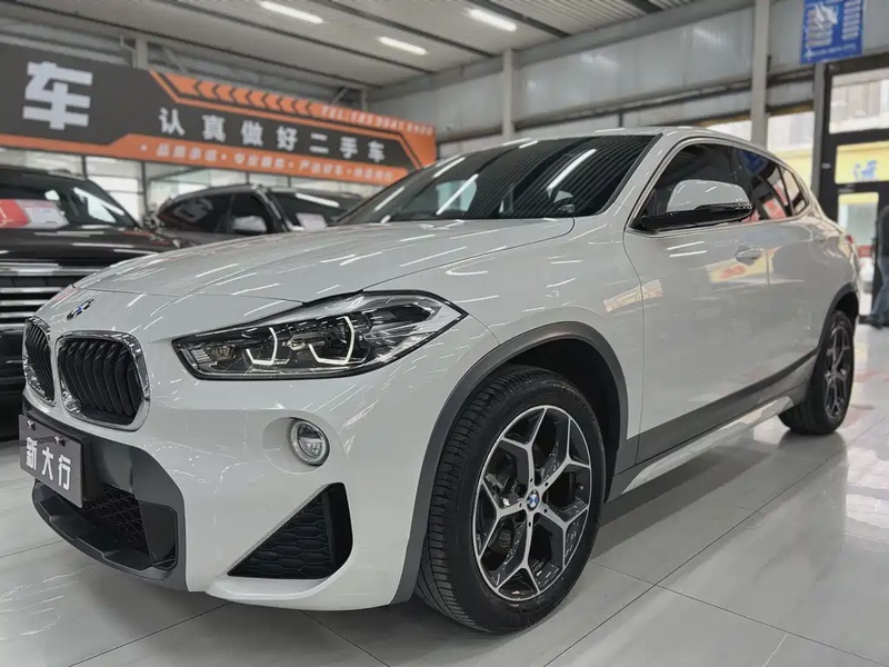 BMW X2