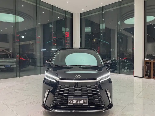 Lexus LM 2024