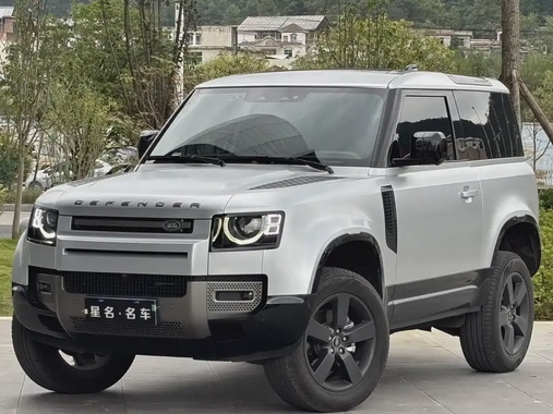 Land Rover Defender 2022