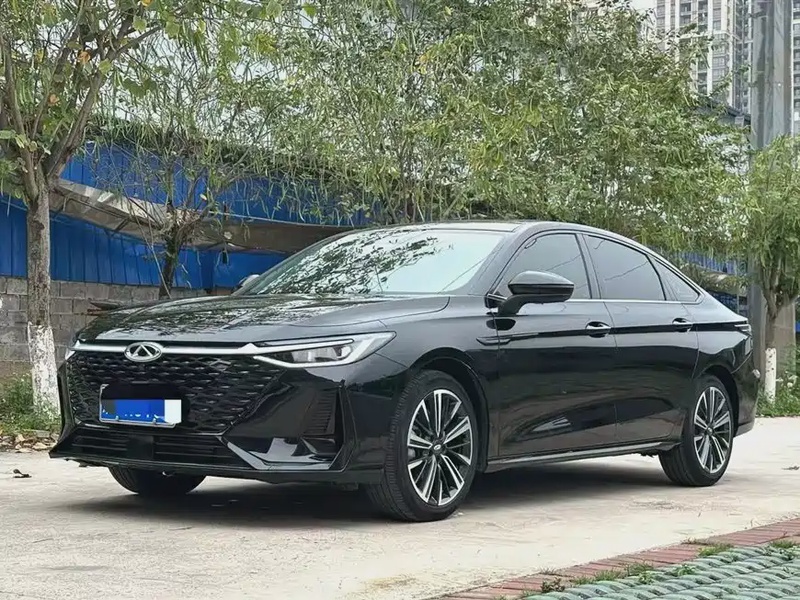 Chery Arrizo 8