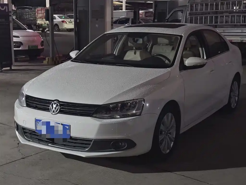 Volkswagen Sagitar