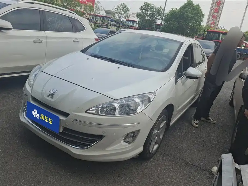 Peugeot 408